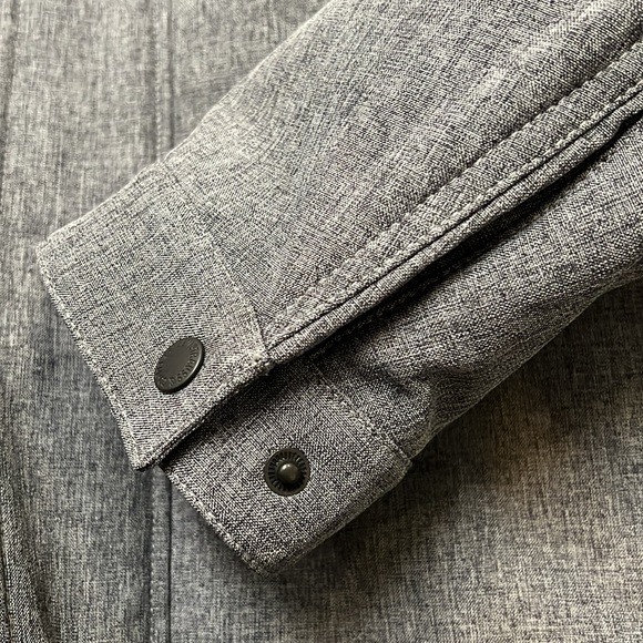 Levi’s Men’s Sherpa Lined Full Zip Performance Jacket - Picture 7 of 10